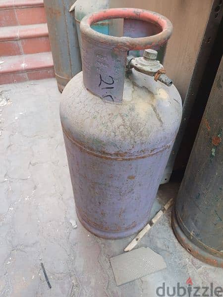 gas cylinder 0