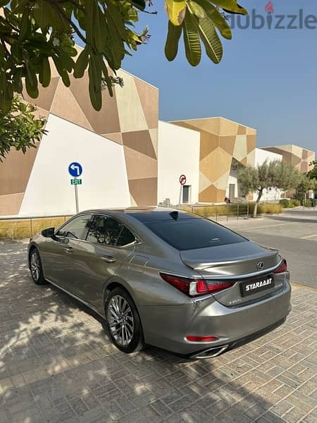 Lexus ES-Series 2023 3