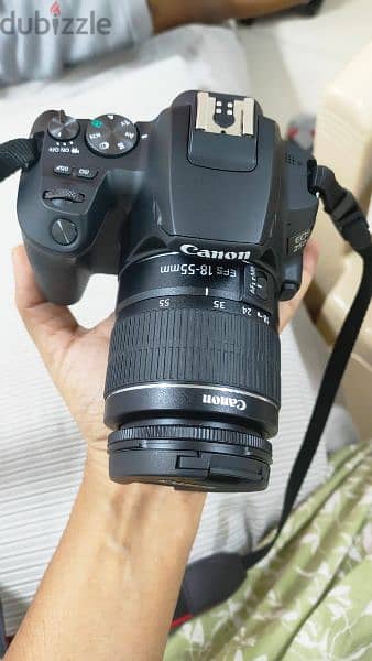 EOS 250D completely new with Lens Bag and Memory card 0