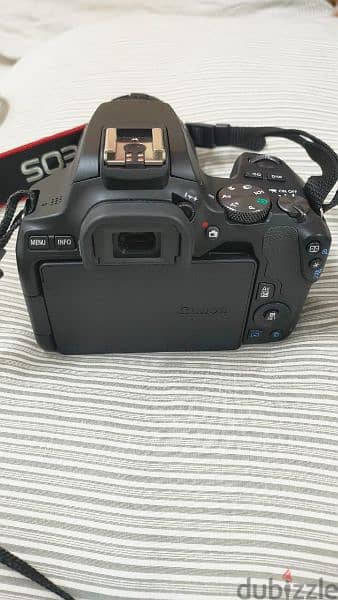 EOS 250D completely new with Lens Bag and Memory card 4