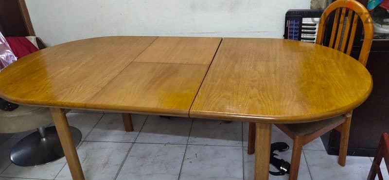 Dining Table for sale 0