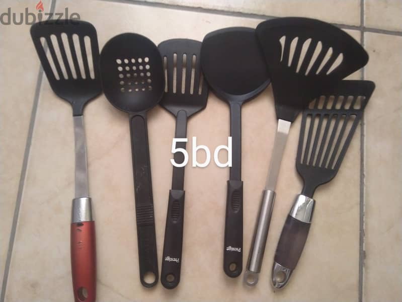 Kitchen items for sale. 2