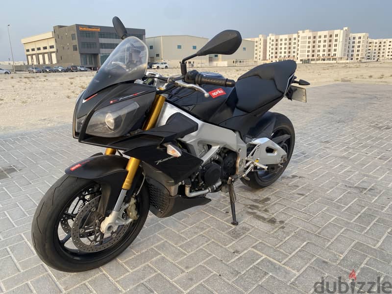 Aprilia Tuono 1000cc 2