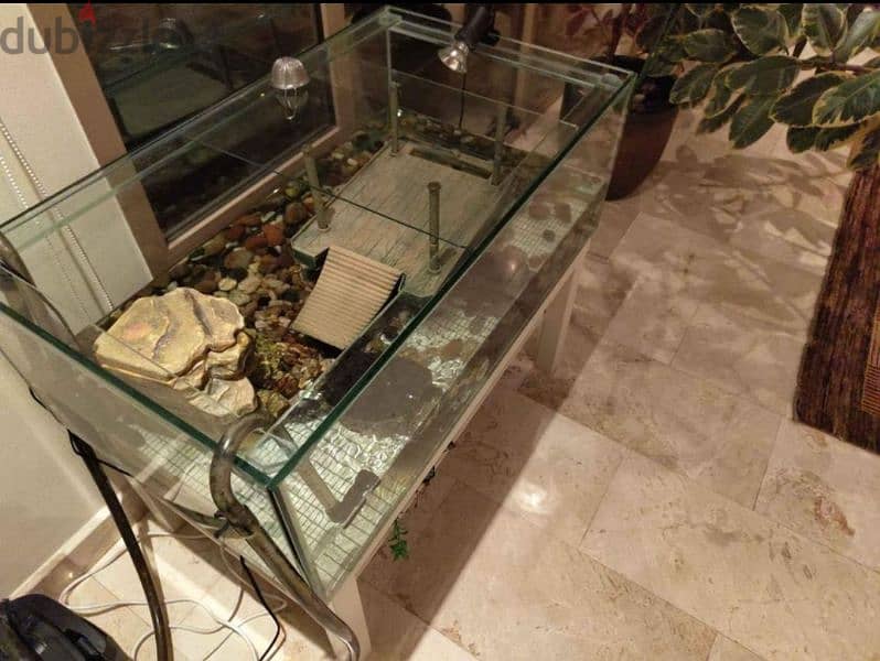 Turtle tank/Aquarium + base + platform 2