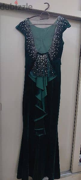 green long velvet dress 1