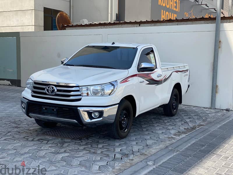 Toyota Hilux 2023 1