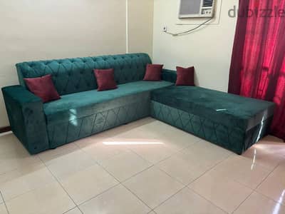 New Stylish 5 mtr Sofa 75 bhd contact 39591722