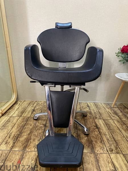 . salon chair 1