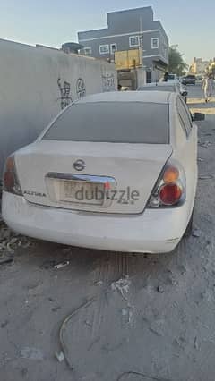 لبيع قطع غيار السيارة nissan altima 2005 0