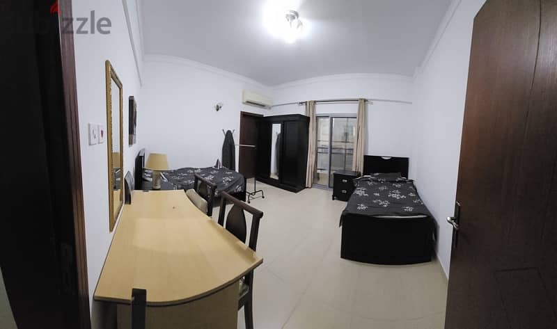 Fully Furnished 2 bedroom Flat 6