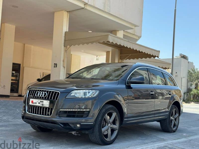 Audi Q7 2013 0