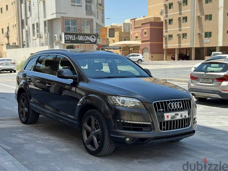 Audi Q7 2013 1