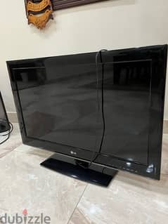 LG TV for sale