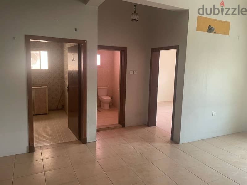 Flat for rent in sanad 3 room 3 bathroom 1