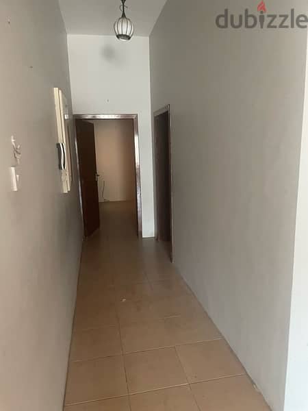 Flat for rent in sanad 3 room 3 bathroom 7