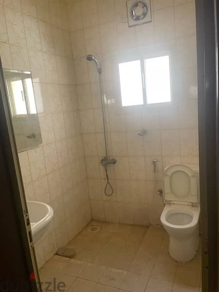 Flat for rent in sanad 3 room 3 bathroom 13