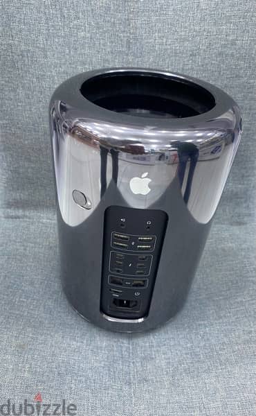 Used Mac Pro Cylinder 64GB Ram 2TB 2