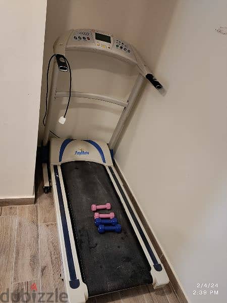 TREADMILL IN WORKING CONDITION GOOD QUALITY 0