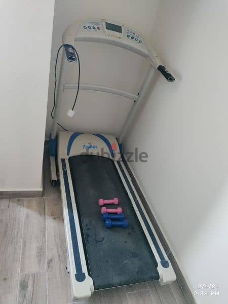 TREADMILL IN WORKING CONDITION GOOD QUALITY 1