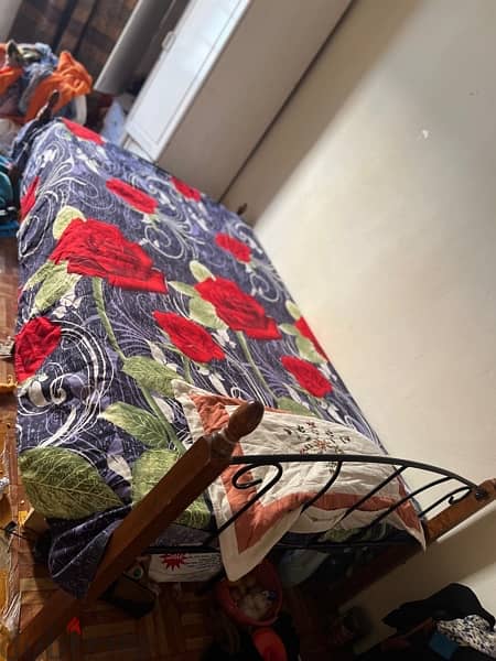 bed  for sale 0