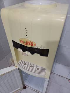 Dispenser myna