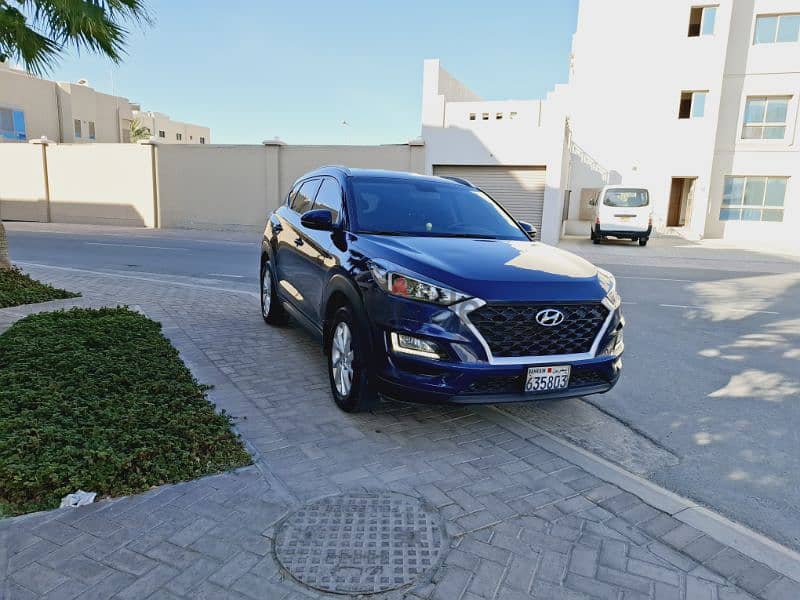 HYUNDAI TUCSON lifetime warranty first owner zero accidents 119000km 6