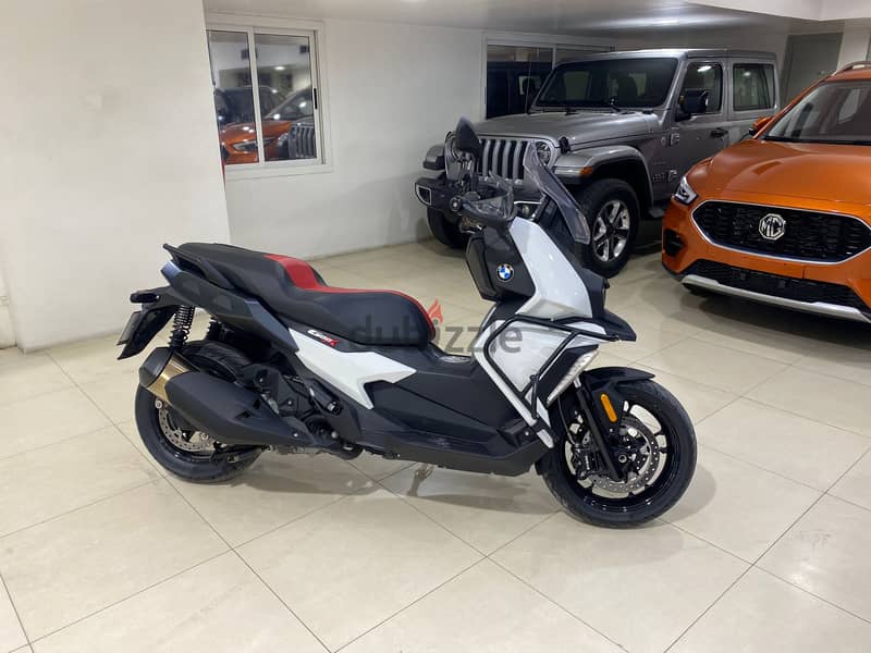 BMW C400X 2021 (White) 1