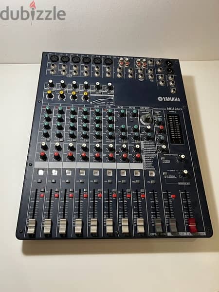 yamaha mixer MG124CX 12-Input Stereo 1