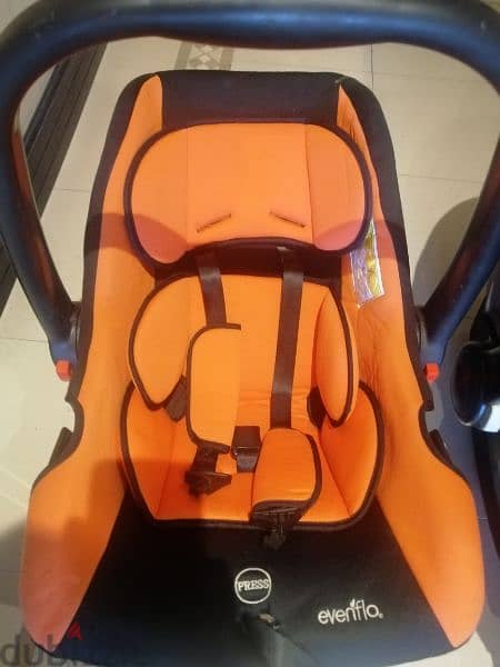 car seat in good condition 0