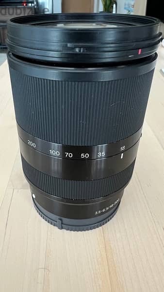 Sony 18-200mm F3.5-6.3 E-Mount Lens SEL18200LE 2