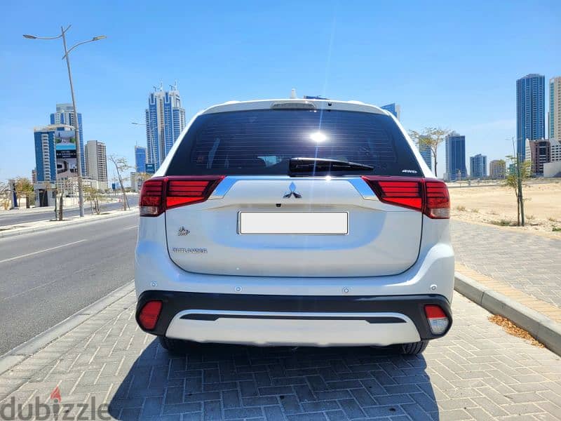 MITSUBISHI OUTLANDER 4×4 MODEL 2019 SINGLE OWNER FAMILY USED LOW KM 4