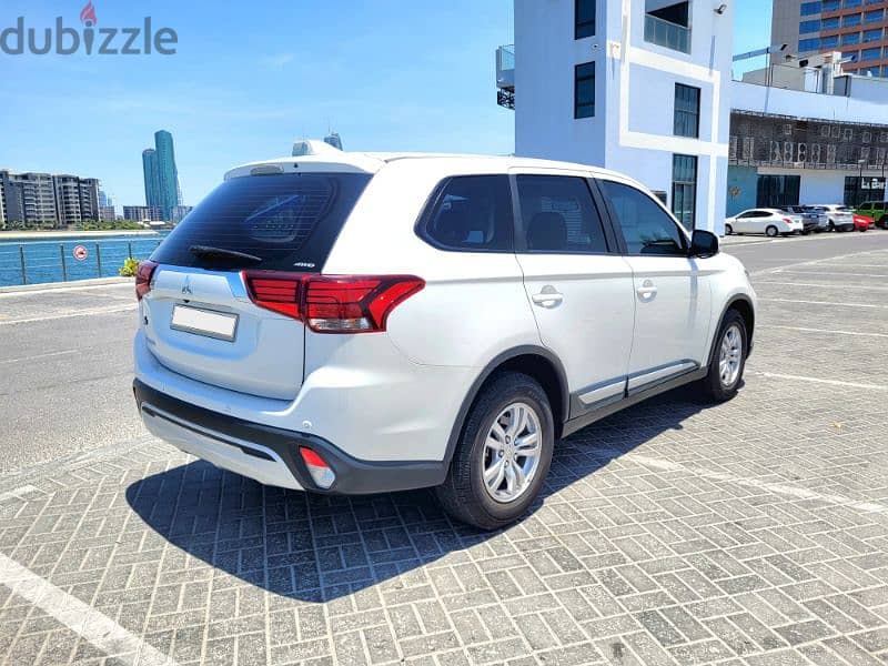 MITSUBISHI OUTLANDER 4×4 MODEL 2019 SINGLE OWNER FAMILY USED LOW KM 5