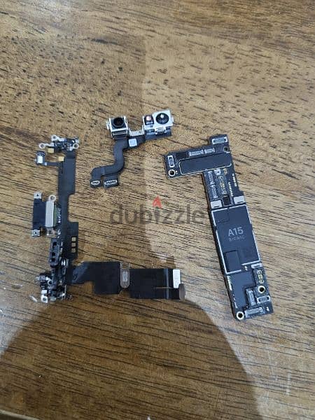 Samsung and iPhone spare parts 2