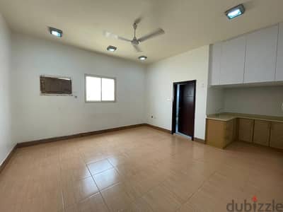 Studio flat available for Kerala family, couples or executive lady.