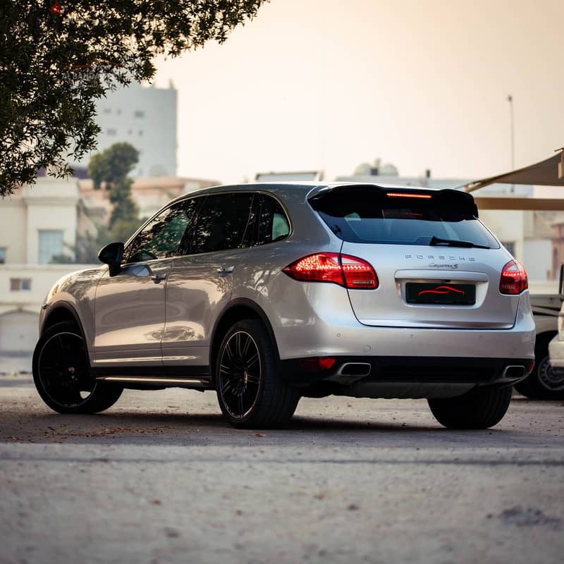 Porsche Cayenne 2014 / Good condition 4