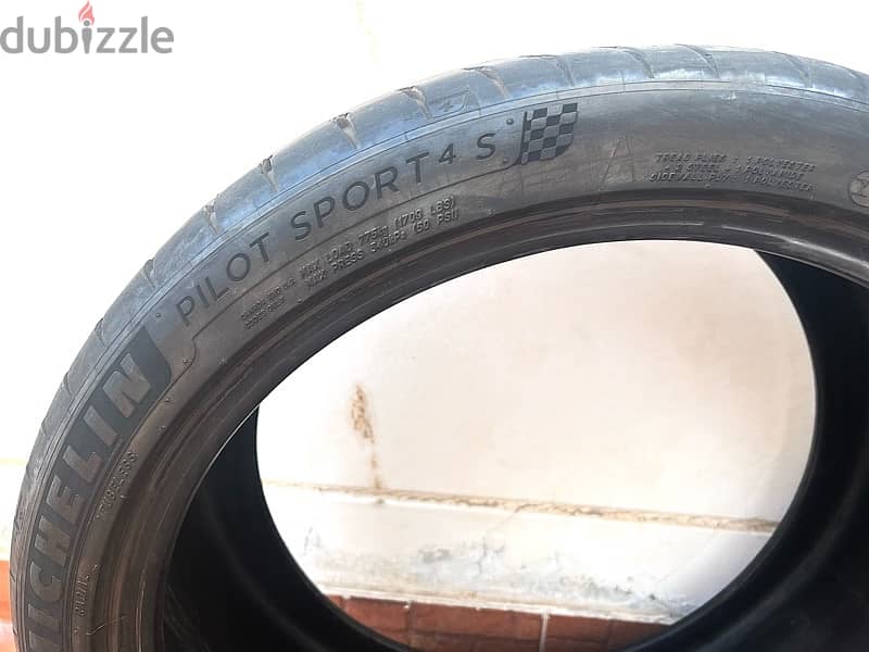 Michellin Pilot Sport 4S Tyres for sale - Used 1