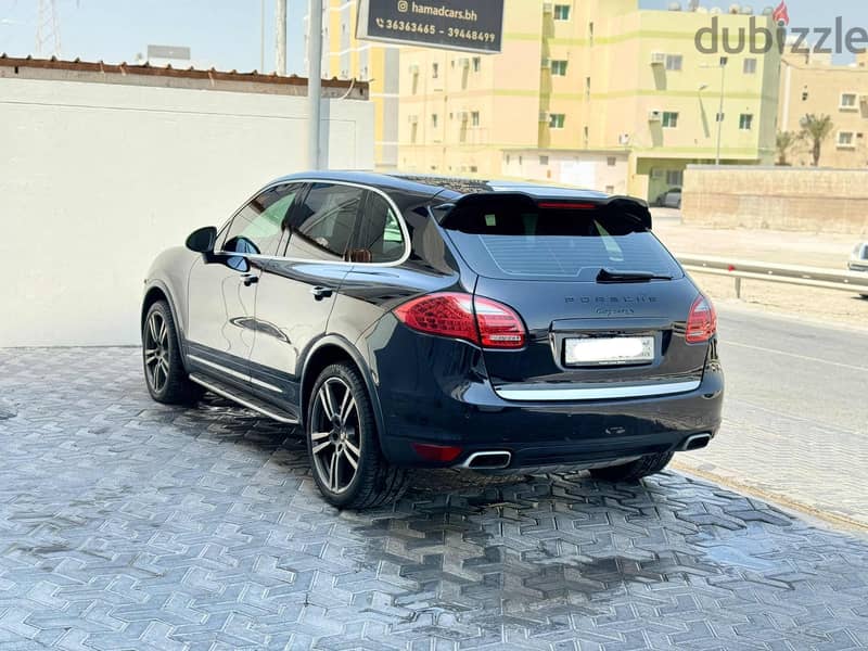 Porsche Cayenne S 2012 6