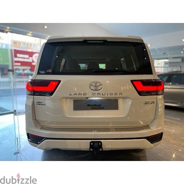 Toyota Land Cruiser 2022 5