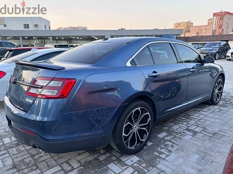 2019 Ford Taurus SHO 3