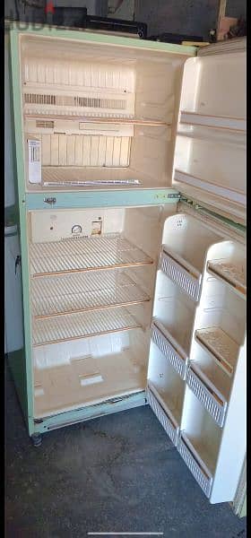 Fridge for sale in good condition, with installation and warranty 1