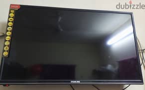Led 32 inch in excellent condition with remote and smart box