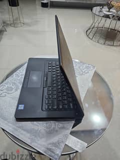 Dell laptop core i5 8th 8gb 256gb