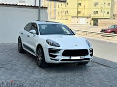 Porsche Macan gts 2017