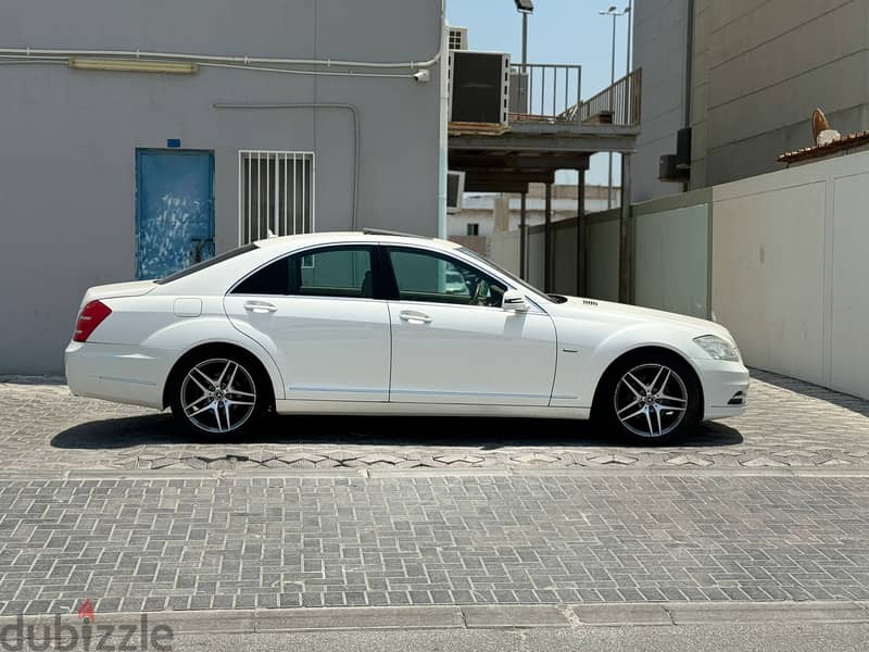 Mercedes-Benz S-Class 2012 1