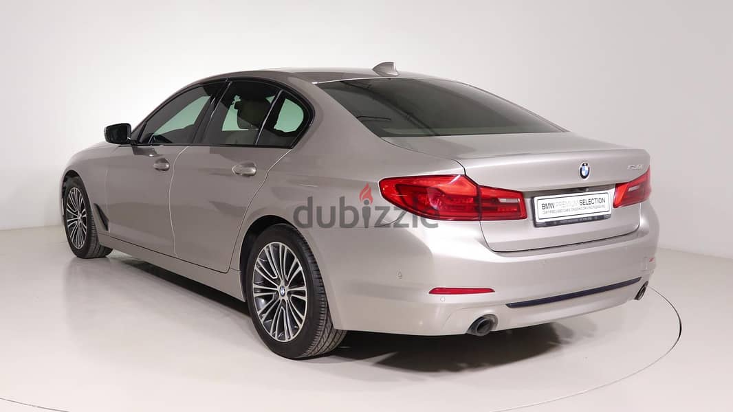 BMW 5-Series 2019 4