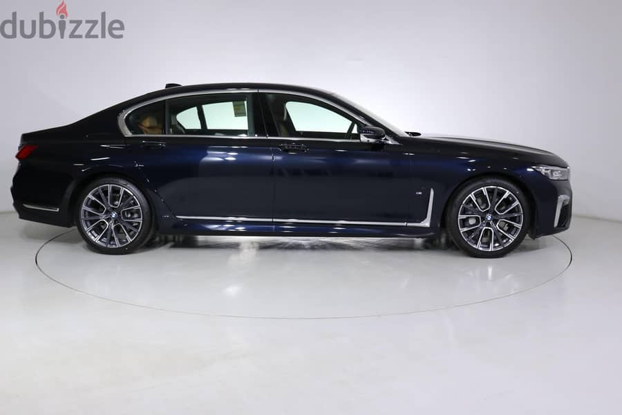 BMW 7-Series 2022 7