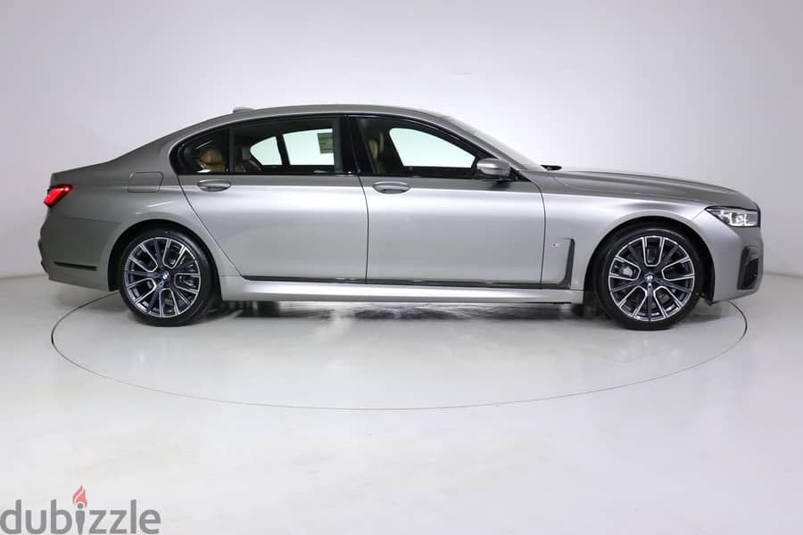 BMW 7-Series 2022 7