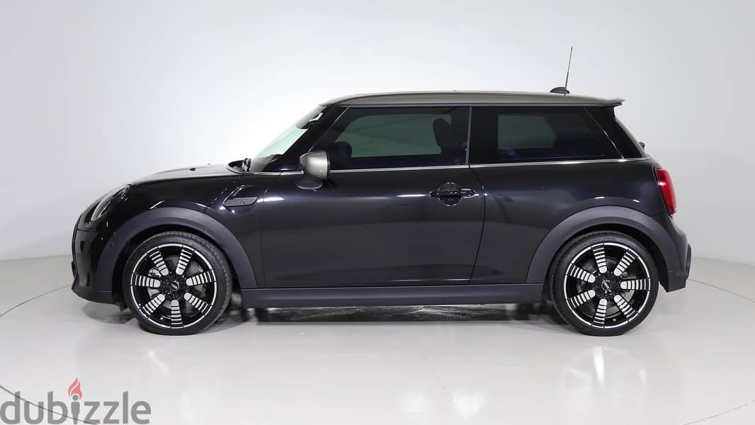 MINI Cooper 2024 3