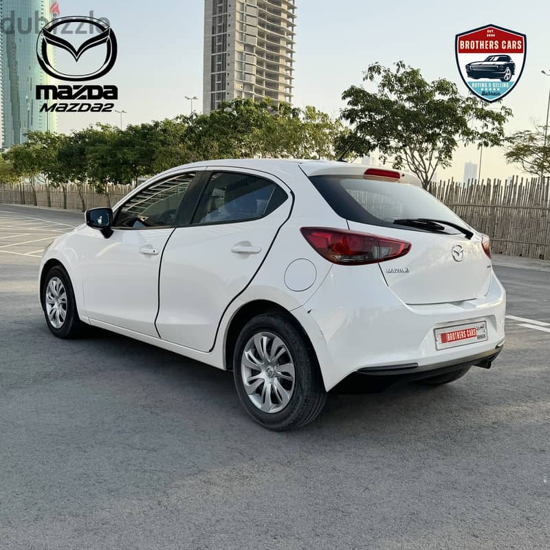 mazda 2 4