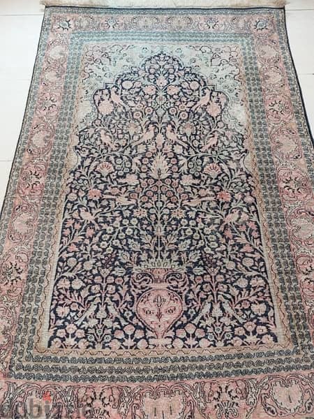 Kashmir Medium Sized Carpet 0